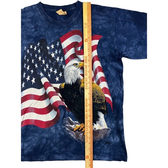 VTG The Mountain Bald Eagle USA Flag Blue Crewneck Short Sleeve T-Shirt Size M - Picture 4 of 6
